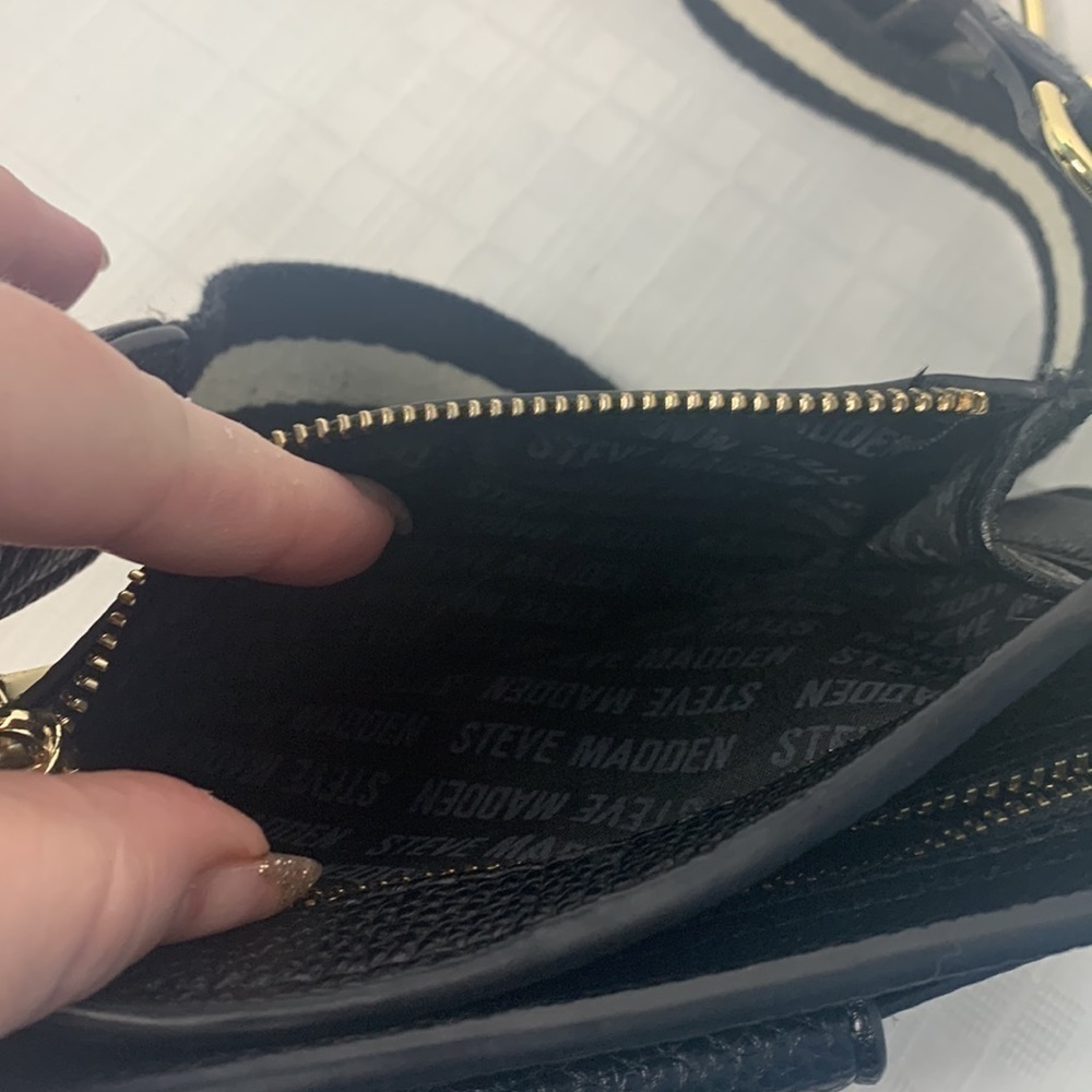 Steve Madden Black "Wallet On A String"Crossbody … - image 8